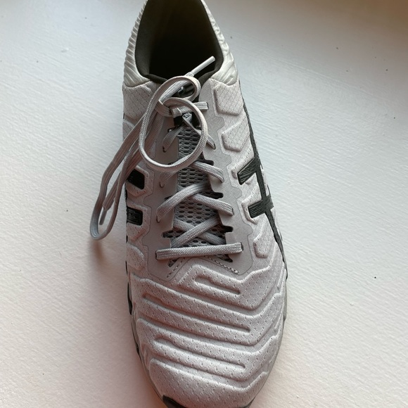 ASICS Running Shoe - Picture 6 of 9